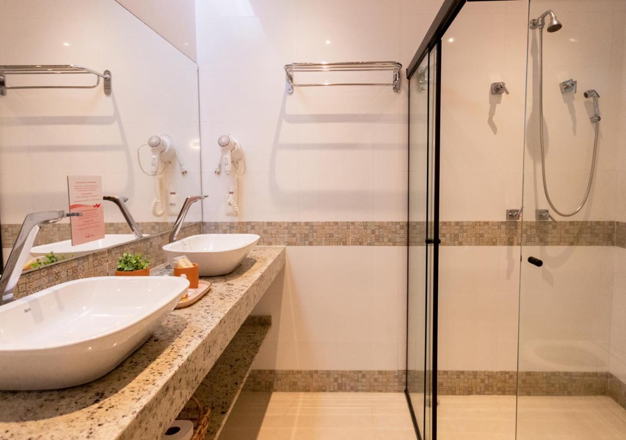 Amora Hotel ماريسياز المظهر الخارجي الصورة