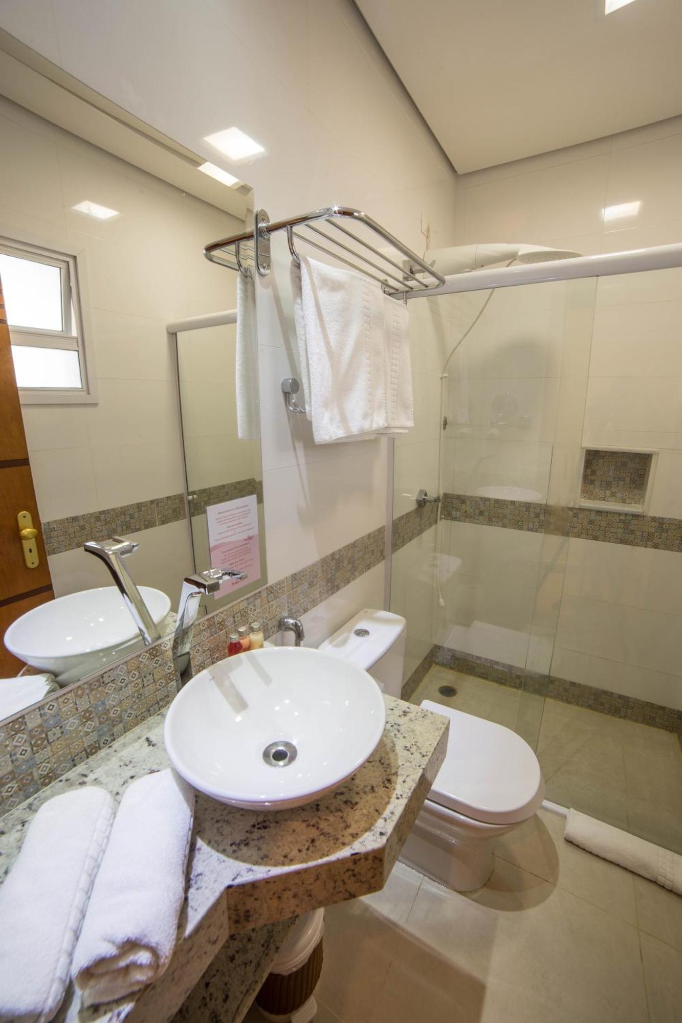 Amora Hotel ماريسياز الغرفة الصورة