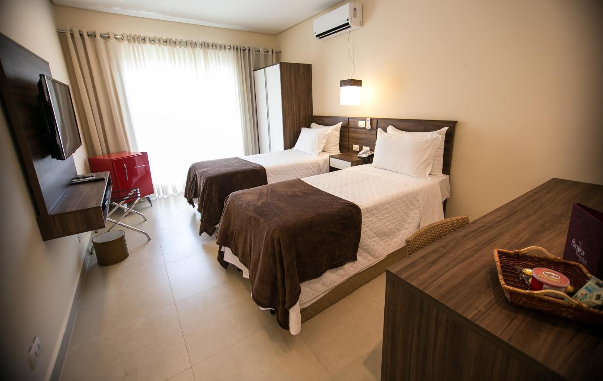 Amora Hotel ماريسياز الغرفة الصورة